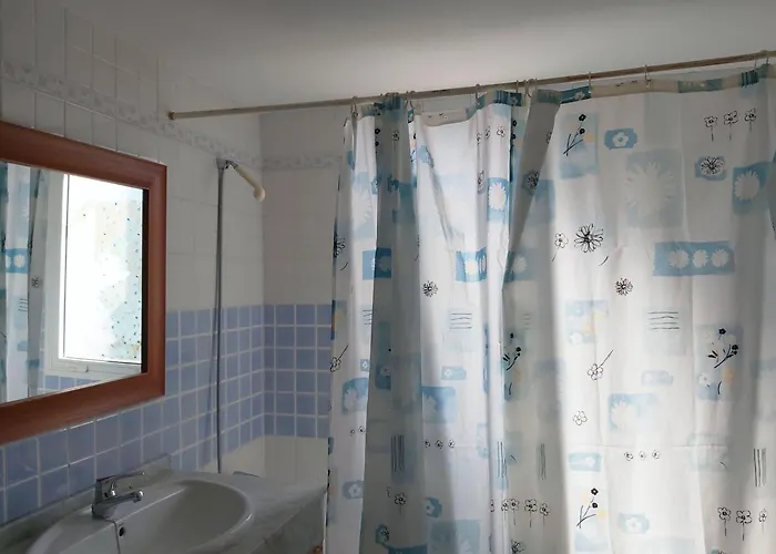 Live Terraza Y Piscina شقة